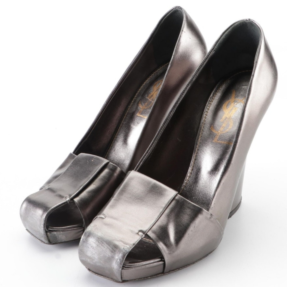 Yves Saint Laurent 115mm Brutalist Platform Pumps in Metallic Pewter Leather